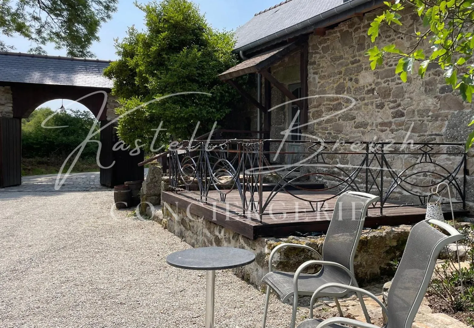 La Familiale Du Manoir De Kerollivier Villa Saint-Gilles-Pligeaux 0*,